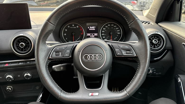Audi Q2 30 TFSI Black Edition 5dr Petrol Estate